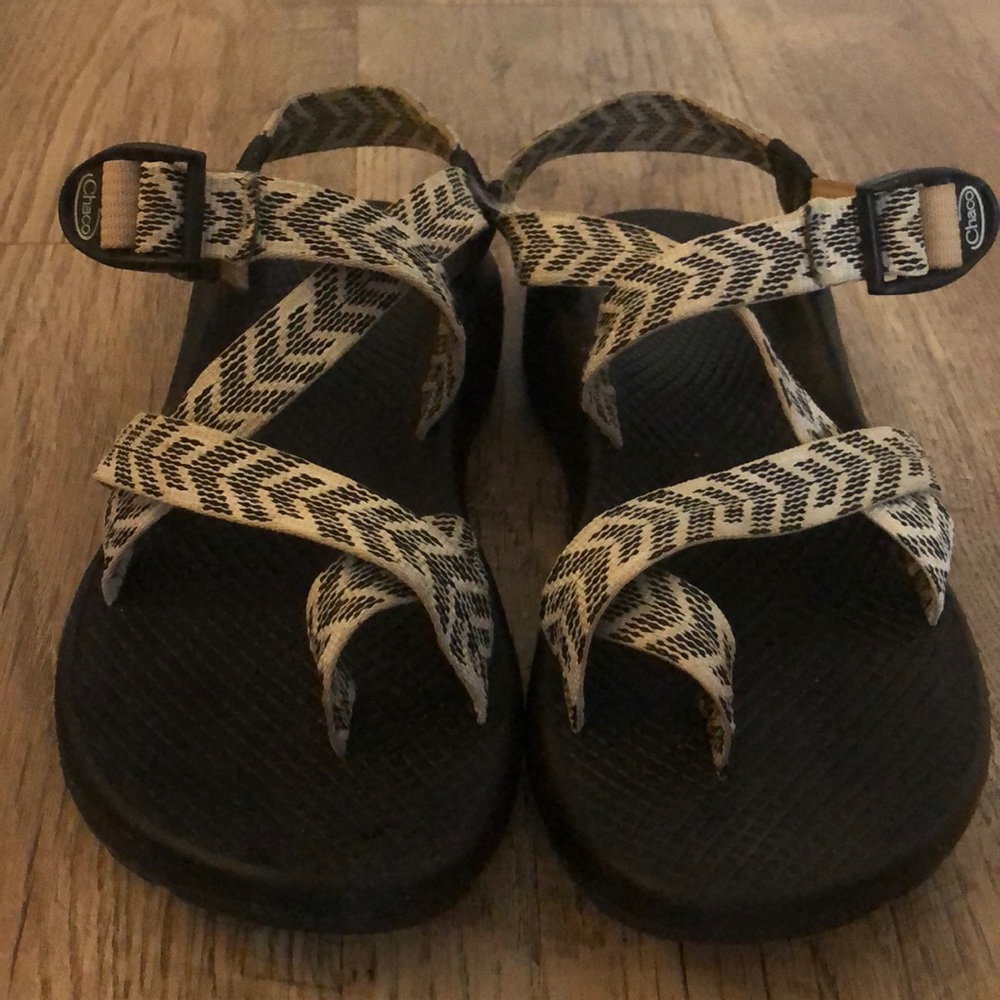 {Chaco} Trine, Black and White Z/2 Classic Sandal